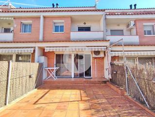 Casa adosada en Estació del Nord. Chalet adosado en parets del vallès  espacio, luz y confort para Casa adosada en Estació del Nord. Chalet adosado en parets del vallès  espacio, luz y confort para