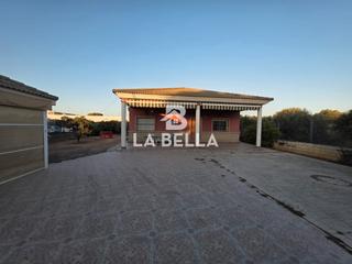 Chalet  Calle asensio y toledo. Parcela con gran casa en urb. la hermandad Chalet  Calle asensio y toledo. Parcela con gran casa en urb. la hermandad