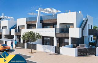 Haus in Pilar de la Horadada Ciudad. Casas con piscina comunitaria en construcción en orihuela costa, Haus in Pilar de la Horadada Ciudad. Casas con piscina comunitaria en construcción en orihuela costa,