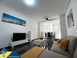 Apartamento en Las Piscinas Naturales. Apartamento reformado cerca del mar, en la provincia de alicante Apartamento en Las Piscinas Naturales. Apartamento reformado cerca del mar, en la provincia de alicante