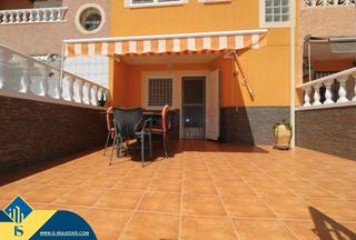 Maison à Playa de los Náufragos. Casa renovada con terraza, en la provincia de alicante, en la ci Maison à Playa de los Náufragos. Casa renovada con terraza, en la provincia de alicante, en la ci