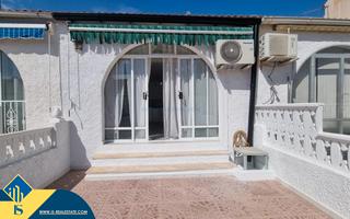 Haus in Zona Carrefour - Urbanizaciones. Bungalow renovado con terraza, en la provincia de alicante, en l Haus in Zona Carrefour - Urbanizaciones. Bungalow renovado con terraza, en la provincia de alicante, en l