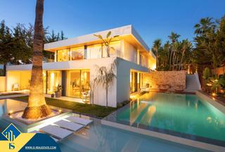 Xalet a Los Naranjos. Villa con piscina privada, en la provincia de málaga, en la ciud Xalet a Los Naranjos. Villa con piscina privada, en la provincia de málaga, en la ciud