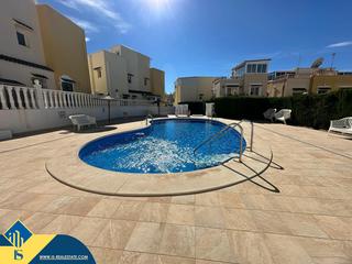 Pis a La Florida. Dúplex con piscina comunitaria, en la provincia de alicante, en Pis a La Florida. Dúplex con piscina comunitaria, en la provincia de alicante, en