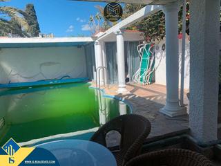 Pis a Costabella. Dirigido a la renovación de una casa con piscina privada, en la Pis a Costabella. Dirigido a la renovación de una casa con piscina privada, en la