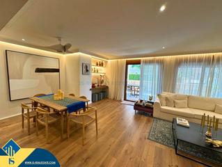 Appartement in Lomas de Marbella Club. Apartamento renovado con piscina comunitaria, en la provincia de Appartement in Lomas de Marbella Club. Apartamento renovado con piscina comunitaria, en la provincia de