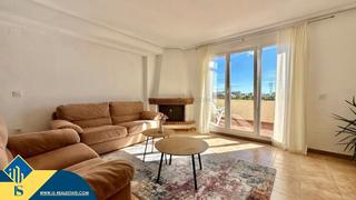 Àtic a Punta Prima. Apartamento ático con terraza, en la provincia de alicante, en l Àtic a Punta Prima. Apartamento ático con terraza, en la provincia de alicante, en l