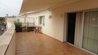 Piso Centro. Con gran terraza y piscina Piso Centro. Con gran terraza y piscina