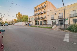 Apartament a Avenida la carolina. juan carlos i 24. Piso con excelente ubicación Apartament a Avenida la carolina. juan carlos i 24. Piso con excelente ubicación