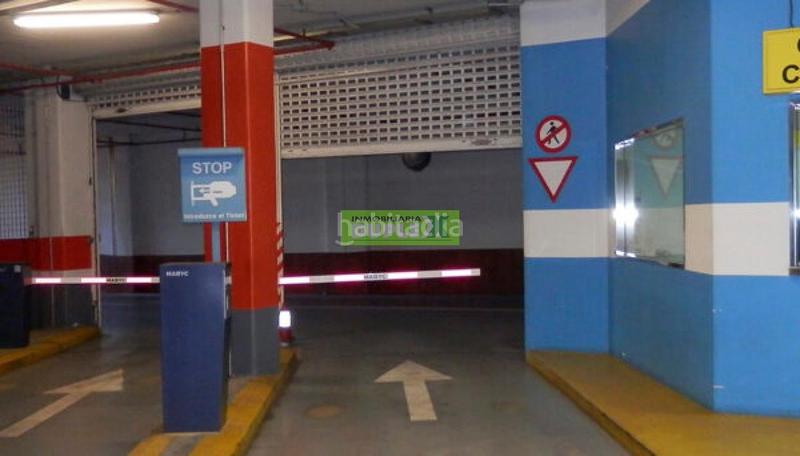 Foto 8de0b6b7-34c2-4b85-815a-8541f07f5699. Parking voiture dans Zona Fernández Labreda Pontevedra Foto 8de0b6b7-34c2-4b85-815a-8541f07f5699. Parking voiture dans Zona Fernández Labreda Pontevedra