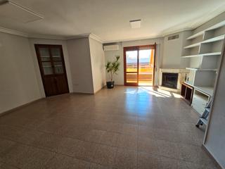 Duplex à Piscinas. Zona rotonda de las mujeres brigadistas Duplex à Piscinas. Zona rotonda de las mujeres brigadistas