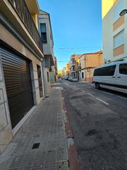 Pis a Madrigal. Zona plaça llaurador Pis a Madrigal. Zona plaça llaurador