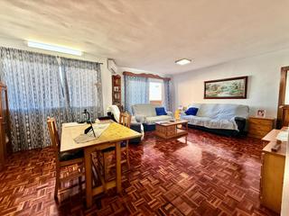 Pis  Carrer nuredduna. Exclusiva oportunidad en avenidas piso de 138 m con garaje en ed Pis  Carrer nuredduna. Exclusiva oportunidad en avenidas piso de 138 m con garaje en ed