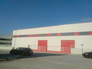 Miete Fabrikhalle Carrer cisalla. Nave aislada en venta y alquiler Miete Fabrikhalle Carrer cisalla. Nave aislada en venta y alquiler