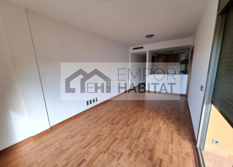 Foto 33ecdb63-e926-42d5-a25b-6276be21629e. Apartament amb calefacció a El Port Llançà Foto 33ecdb63-e926-42d5-a25b-6276be21629e. Apartament amb calefacció a El Port Llançà