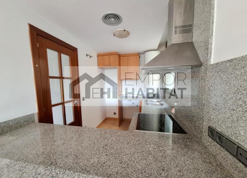 Foto 9df9388d-f92f-4052-8ce9-d9aaed44c7c9. Apartament amb calefacció a El Port Llançà Foto 9df9388d-f92f-4052-8ce9-d9aaed44c7c9. Apartament amb calefacció a El Port Llançà