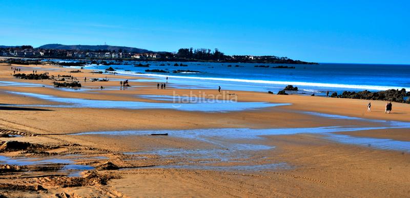 Foto abac32d2-592a-4b0a-8187-66e35b66cbb4. Autoparkplatz in Tregadín Noja Foto abac32d2-592a-4b0a-8187-66e35b66cbb4. Autoparkplatz in Tregadín Noja