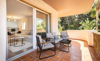 Apartament a Nueva Andalucía centro. Apartamento reformado de 2 dormitorios cerca de puerto banús ub Apartament a Nueva Andalucía centro. Apartamento reformado de 2 dormitorios cerca de puerto banús ub