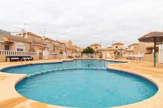 Maison Calle urbión. Adosado de 2 dormitorios y 1 baño en los altos torrevieja Maison Calle urbión. Adosado de 2 dormitorios y 1 baño en los altos torrevieja
