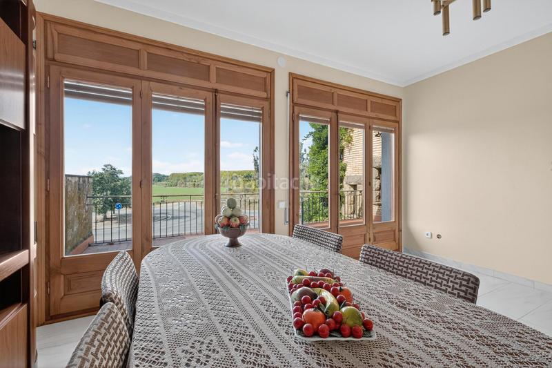 Foto 38ca5581-b78f-415d-bca6-18fe5a6c7712. Edificio edifici en venda ( restaurant + 2 habitatges ) en Massanes Foto 38ca5581-b78f-415d-bca6-18fe5a6c7712. Edificio edifici en venda ( restaurant + 2 habitatges ) en Massanes