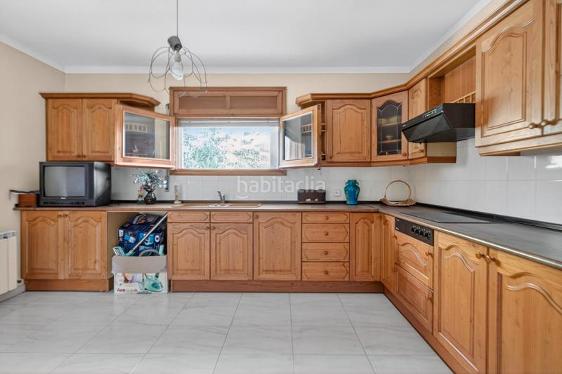 Foto 40324e98-025b-448a-a132-b23f9d11b57e. Edificio edifici en venda ( restaurant + 2 habitatges ) en Massanes Foto 40324e98-025b-448a-a132-b23f9d11b57e. Edificio edifici en venda ( restaurant + 2 habitatges ) en Massanes