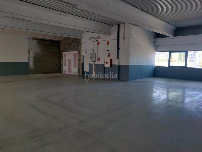 Foto 12321ec4-42b6-4185-bdd6-43a68dba3522. Alquiler local comercial alquiler planta 400m² en Badalona Foto 12321ec4-42b6-4185-bdd6-43a68dba3522. Alquiler local comercial alquiler planta 400m² en Badalona