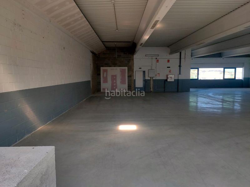 Foto 8e0078d3-8aa9-493f-b5eb-a4050babc2b1. Location local commercial avec chauffage dans Bufalà Badalona Foto 8e0078d3-8aa9-493f-b5eb-a4050babc2b1. Location local commercial avec chauffage dans Bufalà Badalona