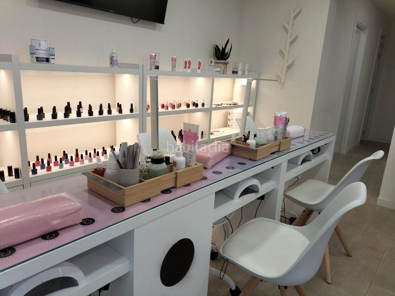Foto 10d13e08-5f64-47d8-90dc-7766ff15cbd8. Traspaso local comercial traspaso con centro de estetica en Sant Boi de Llobregat Foto 10d13e08-5f64-47d8-90dc-7766ff15cbd8. Traspaso local comercial traspaso con centro de estetica en Sant Boi de Llobregat
