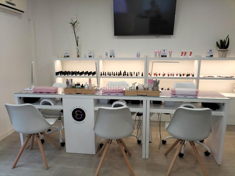 Foto 6c5cbd50-f2a8-419b-8586-14420d09379d. Traspaso local comercial traspaso con centro de estetica en Sant Boi de Llobregat Foto 6c5cbd50-f2a8-419b-8586-14420d09379d. Traspaso local comercial traspaso con centro de estetica en Sant Boi de Llobregat