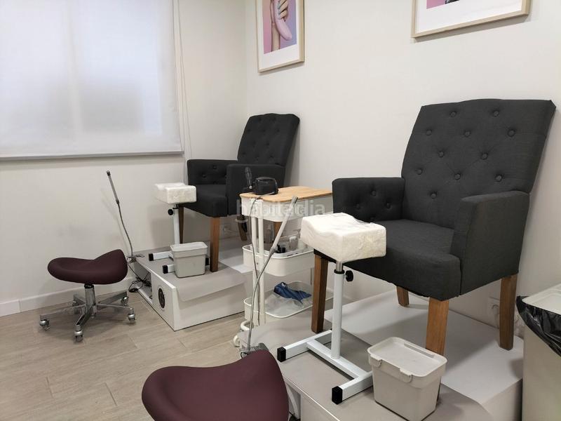 Foto a8ad758c-46fa-444b-b3b3-d2e5725df103. Traspaso local comercial traspaso con centro de estetica en Sant Boi de Llobregat Foto a8ad758c-46fa-444b-b3b3-d2e5725df103. Traspaso local comercial traspaso con centro de estetica en Sant Boi de Llobregat