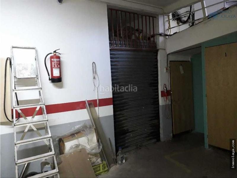 Foto fea9b338-a242-4c51-a933-62dcbb226287. Aparcament cotxe a Can Vidalet Esplugues de Llobregat Foto fea9b338-a242-4c51-a933-62dcbb226287. Aparcament cotxe a Can Vidalet Esplugues de Llobregat