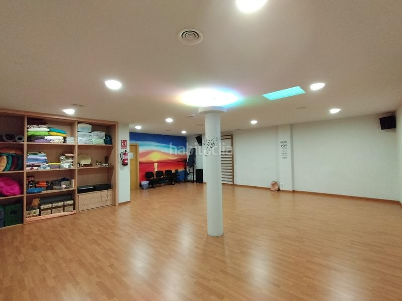 Foto dd24013c-3d43-40e2-8fd8-b946cb8f1418. Local comercial a Can Vidalet Esplugues de Llobregat Foto dd24013c-3d43-40e2-8fd8-b946cb8f1418. Local comercial a Can Vidalet Esplugues de Llobregat