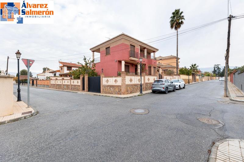 Foto 3db0ad61-3e2c-4b13-81c5-7ef3922a8751. Xalet amb aparcament piscina a Residencial Triana - Barrio Alto Gabias (Las) Foto 3db0ad61-3e2c-4b13-81c5-7ef3922a8751. Xalet amb aparcament piscina a Residencial Triana - Barrio Alto Gabias (Las)