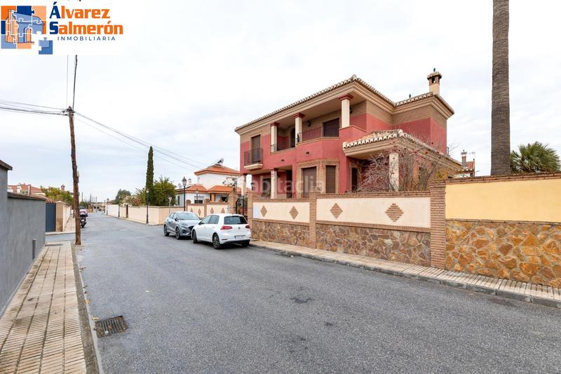 Foto a805ab48-4fc4-4528-b257-030231f5ac72. Xalet amb aparcament piscina a Residencial Triana - Barrio Alto Gabias (Las) Foto a805ab48-4fc4-4528-b257-030231f5ac72. Xalet amb aparcament piscina a Residencial Triana - Barrio Alto Gabias (Las)