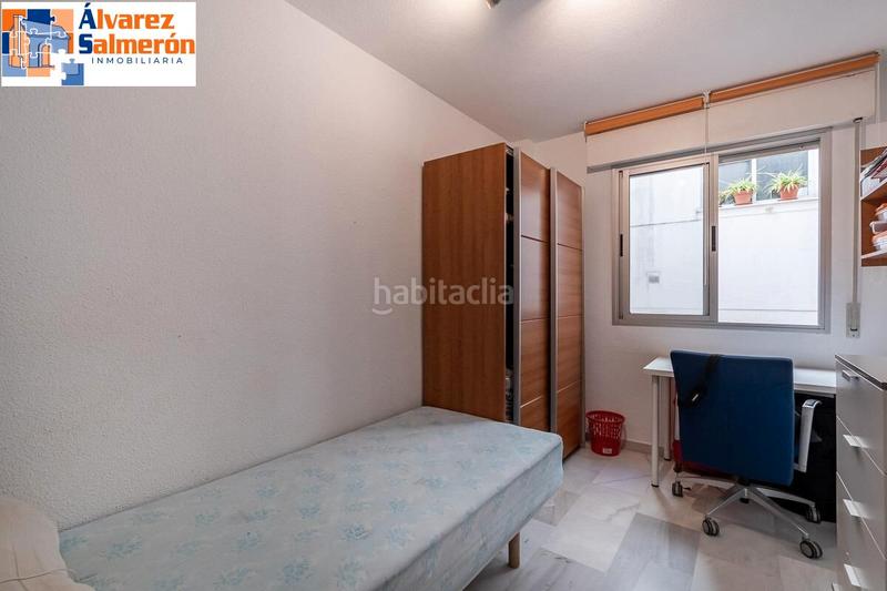 Foto 137c39ae-5c48-4bd2-8e99-17c9ca07dd21. Pis amb calefacció aparcament a Bola de Oro Granada Foto 137c39ae-5c48-4bd2-8e99-17c9ca07dd21. Pis amb calefacció aparcament a Bola de Oro Granada