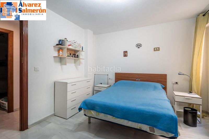 Foto 15440458-779b-4789-b2a3-b4bcd761f1a2. Pis amb calefacció aparcament a Bola de Oro Granada Foto 15440458-779b-4789-b2a3-b4bcd761f1a2. Pis amb calefacció aparcament a Bola de Oro Granada