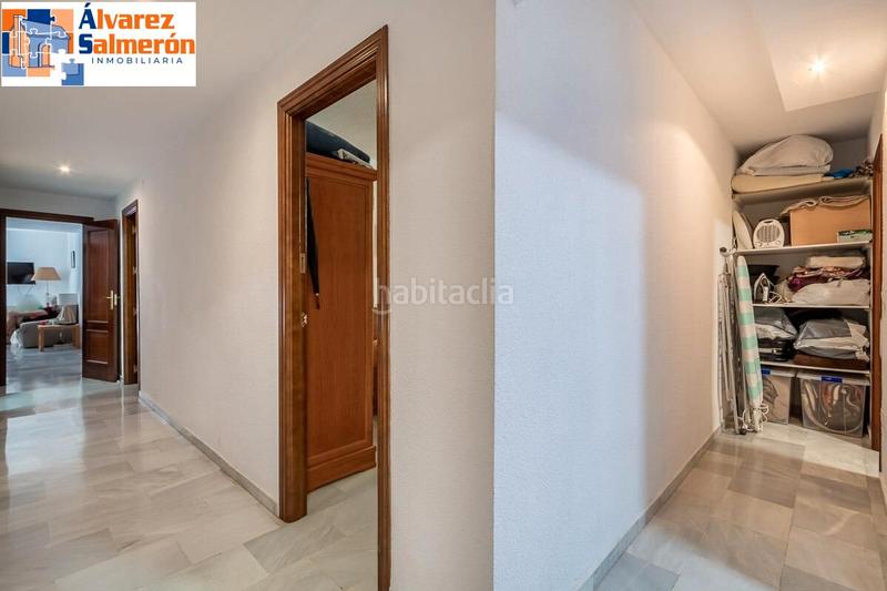 Foto 229fac88-5979-4968-9b13-f8f20b18cb68. Pis amb calefacció aparcament a Bola de Oro Granada Foto 229fac88-5979-4968-9b13-f8f20b18cb68. Pis amb calefacció aparcament a Bola de Oro Granada