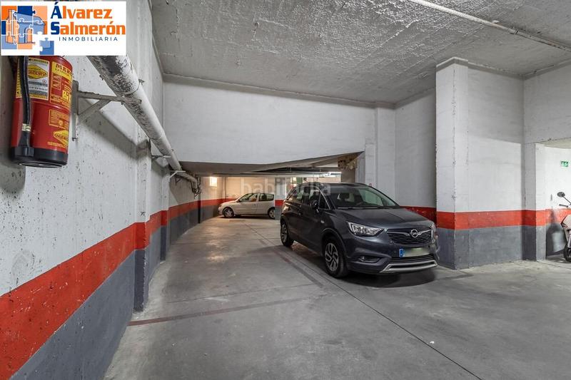 Foto 299a393c-3b13-489b-9b18-0eec813d31c7. Pis amb calefacció aparcament a Bola de Oro Granada Foto 299a393c-3b13-489b-9b18-0eec813d31c7. Pis amb calefacció aparcament a Bola de Oro Granada