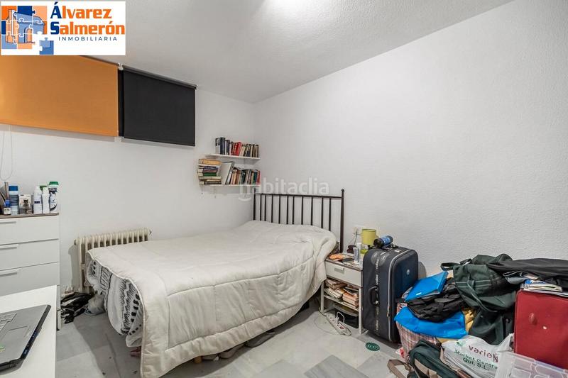 Foto 520c21ca-adb6-4788-b46f-a719241e1ed7. Pis amb calefacció aparcament a Bola de Oro Granada Foto 520c21ca-adb6-4788-b46f-a719241e1ed7. Pis amb calefacció aparcament a Bola de Oro Granada