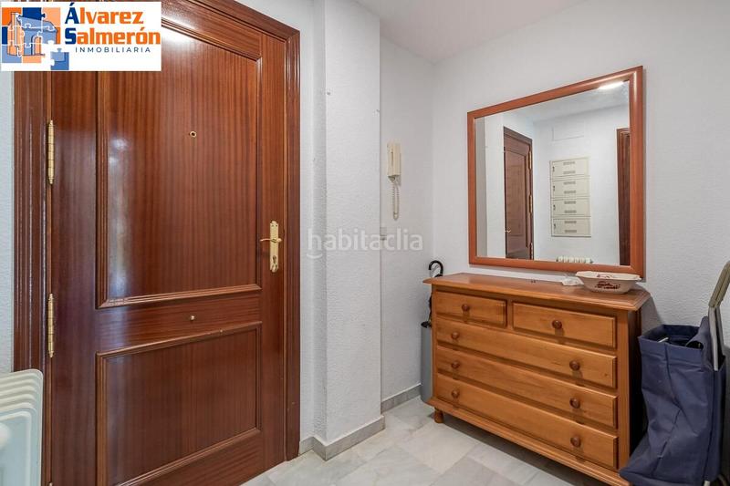 Foto 5226d48c-b037-4e22-ac77-aa0da4f404bb. Pis amb calefacció aparcament a Bola de Oro Granada Foto 5226d48c-b037-4e22-ac77-aa0da4f404bb. Pis amb calefacció aparcament a Bola de Oro Granada