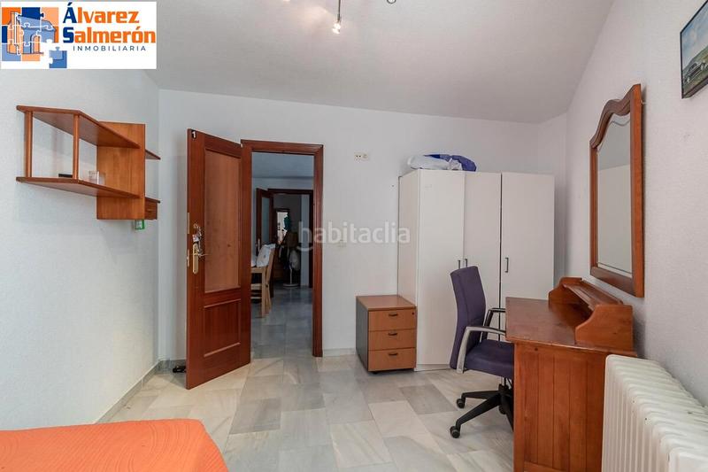 Foto 8c60c55f-9b0d-4847-aa5c-f2af6aa94de5. Pis amb calefacció aparcament a Bola de Oro Granada Foto 8c60c55f-9b0d-4847-aa5c-f2af6aa94de5. Pis amb calefacció aparcament a Bola de Oro Granada