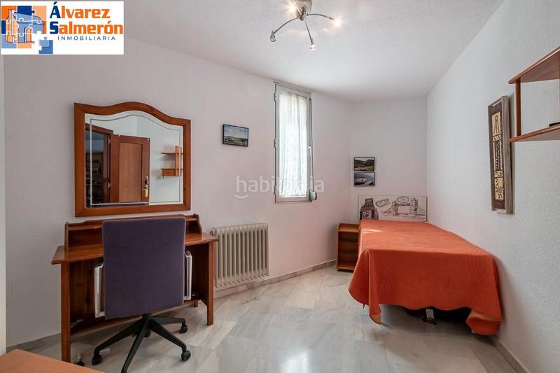 Foto 8f26a176-0657-4b0c-9ac7-6cfb201ba135. Pis amb calefacció aparcament a Bola de Oro Granada Foto 8f26a176-0657-4b0c-9ac7-6cfb201ba135. Pis amb calefacció aparcament a Bola de Oro Granada