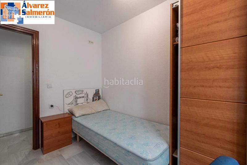 Foto accf065c-72d3-4730-b93a-f7eee8df9ee3. Pis amb calefacció aparcament a Bola de Oro Granada Foto accf065c-72d3-4730-b93a-f7eee8df9ee3. Pis amb calefacció aparcament a Bola de Oro Granada