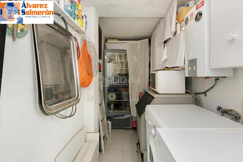 Foto ca06e8f5-a607-460e-a889-2cdbadf41347. Chalet  con parcela y piscina en urbanización los chopos. en Gabias (Las) Foto ca06e8f5-a607-460e-a889-2cdbadf41347. Chalet  con parcela y piscina en urbanización los chopos. en Gabias (Las)