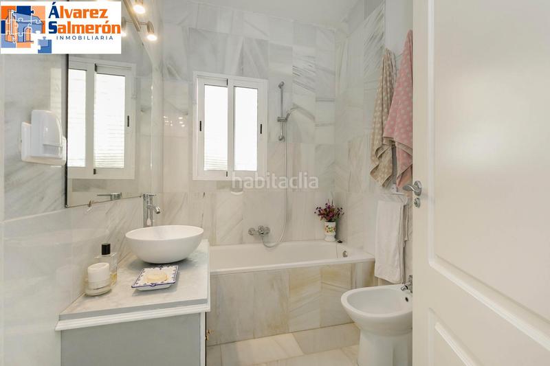 Foto de8e40d6-1d96-4cc8-8635-2a74d3659f34. Chalet  con parcela y piscina en urbanización los chopos. en Gabias (Las) Foto de8e40d6-1d96-4cc8-8635-2a74d3659f34. Chalet  con parcela y piscina en urbanización los chopos. en Gabias (Las)