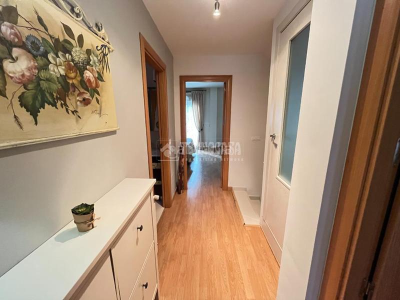 Foto 10cce0ae-6a5b-4b0b-adf1-a6440198afa7. Casa pareada casa en venta en Loeches Foto 10cce0ae-6a5b-4b0b-adf1-a6440198afa7. Casa pareada casa en venta en Loeches