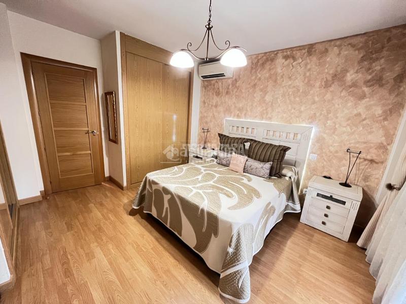 Foto a8f8a104-c276-462f-90d3-4b0bd8561778. Casa pareada casa en venta en Loeches Foto a8f8a104-c276-462f-90d3-4b0bd8561778. Casa pareada casa en venta en Loeches