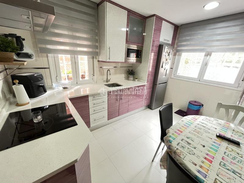Foto e906c4f6-a15b-4427-b48d-4c4a8db4a72f. Casa pareada casa en venta en Loeches Foto e906c4f6-a15b-4427-b48d-4c4a8db4a72f. Casa pareada casa en venta en Loeches