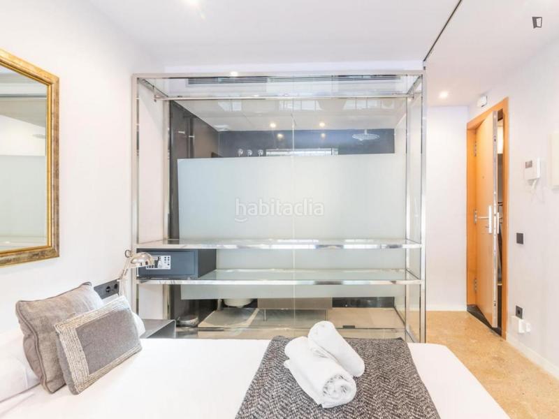 Foto 9e3738b8-9488-4050-a057-f3a0eabb7833. Lloguer apartament amb calefacció a Sant Gervasi - Galvany Barcelona Foto 9e3738b8-9488-4050-a057-f3a0eabb7833. Lloguer apartament amb calefacció a Sant Gervasi - Galvany Barcelona