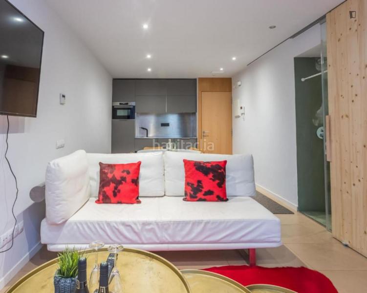 Foto ee7e742f-d665-4f3a-8bd0-405b38ee4dfb. Lloguer apartament amb calefacció a Sant Gervasi - Galvany Barcelona Foto ee7e742f-d665-4f3a-8bd0-405b38ee4dfb. Lloguer apartament amb calefacció a Sant Gervasi - Galvany Barcelona